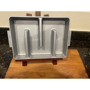 BAKERS EDGE Large 11.5" × 8.5" x 2" Non-Stick pan